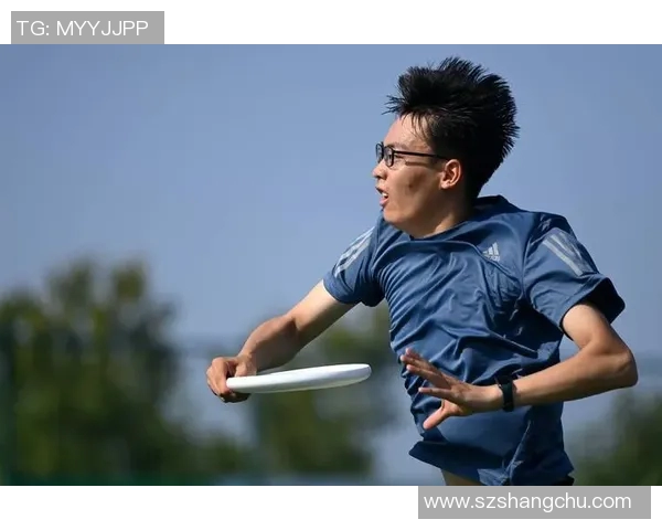 成都飞盘队在攀岩联赛中的实力表现与战术分析 成都飞盘队在攀岩联赛中的实力表现与战术分析