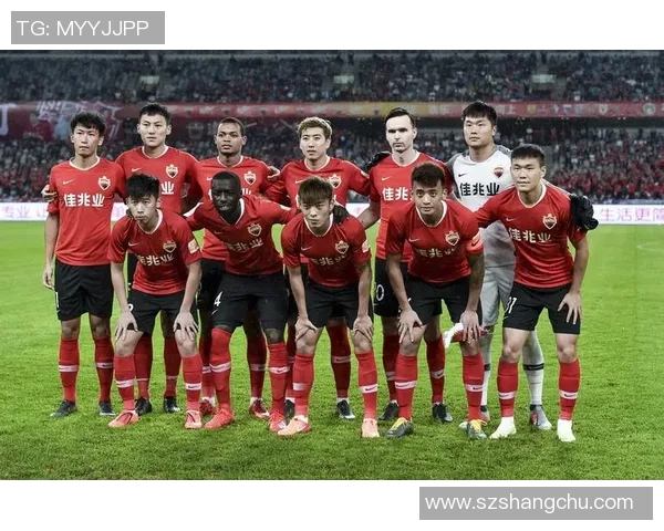 上海足球队在城市联赛中的战术分析与表现评估